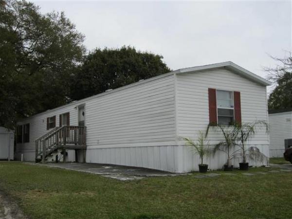 2000 Clayton Mobile Home For Rent