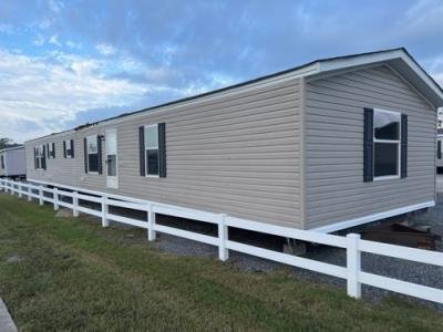 Mobile Home at 14258 Airline Hwy Gonzales, LA 70737