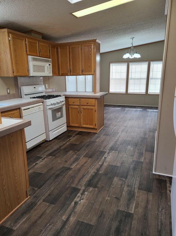 1999 champion Mobile Home For Sale