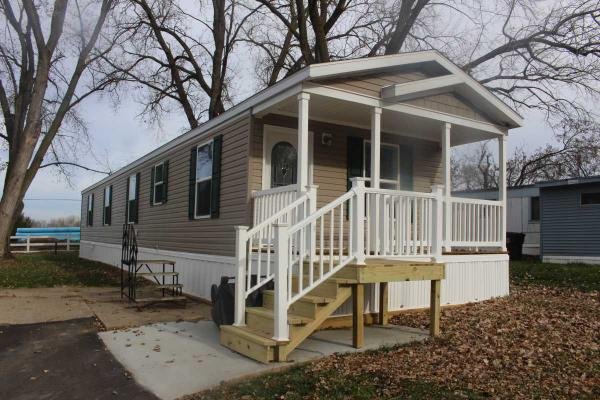 Photo 1 of 2 of home located at 3700 28th Street Lot 51 Sioux City, IA 51105
