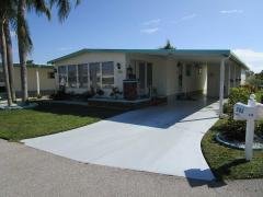Photo 3 of 25 of home located at 910 Uplands W Venice, FL 34285