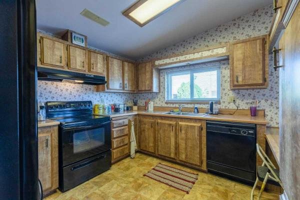 1985 Silvercrest Mobile Home For Sale