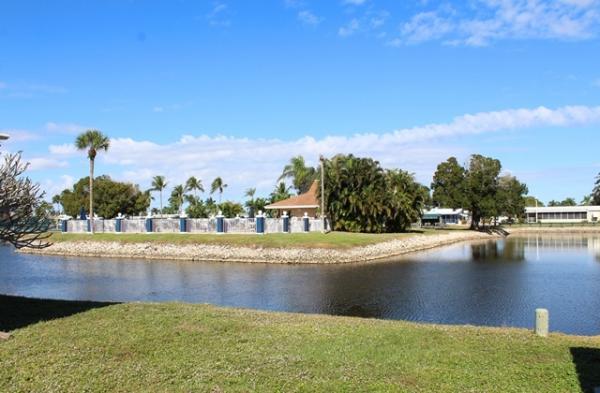 1981 Twin Lakes Mobile Home For Sale