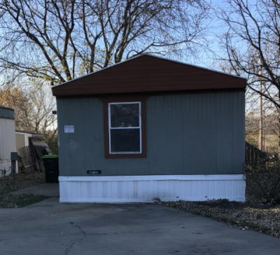 Mobile Home at 11832 N Bellefontaine Avenue Kansas City, MO 64156