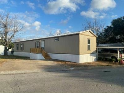 Mobile Home at 5013 Redwood South Fort Worth, TX 76119