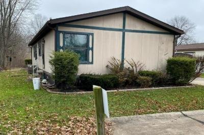 Mobile Home at 14 Village Park Dr Olmsted Twp, OH 44138
