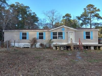 Mobile Home at 4539 New Point Comfort Hwy Port Haywood, VA 23138