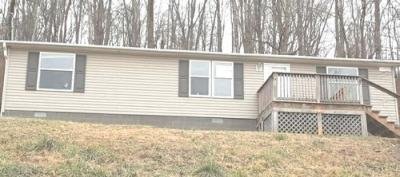 Mobile Home at 109 Montgomery Aly Weston, WV 26452