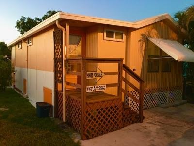 Mobile Home at 4500 Pine Island Rd #33 Matlacha, FL 33993