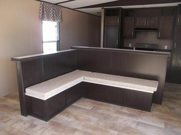 2015 CMH MANUFACTURING INC Mobile Home For Sale