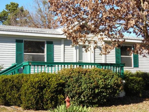 1996 HOMES BY OAKWOOD Mobile Home For Rent