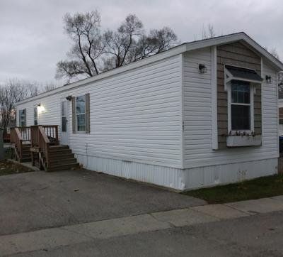 Mobile Home at 38569 N. Sheridan Road #497 Beach Park, IL 60087