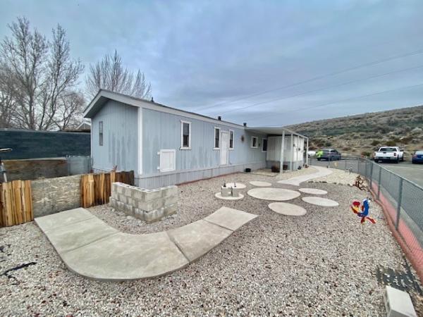 1985 Kaufman and Broad Mobile Home For Sale