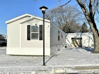 Mobile Home at 825 Audrey Avenue Lynwood, IL 60411