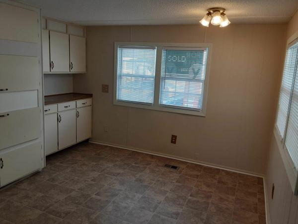 1970 BROADMORE Mobile Home For Rent