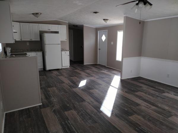 2002 CLAYTON Mobile Home For Sale