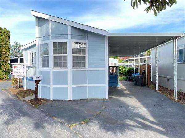 1996  Mobile Home For Sale