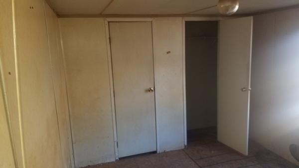 1999 OAKWOOD Mobile Home For Sale
