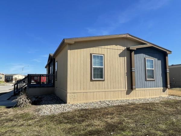 2017 Clayton Mobile Home For Sale
