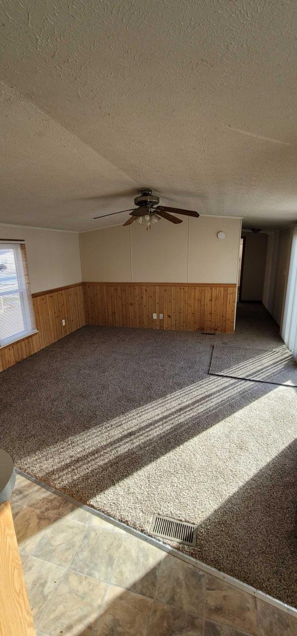 2001 Schult Mobile Home For Rent