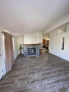 Photo 4 of 18 of home located at 3050 W Ball Rd. # 118 Anaheim, CA 92804