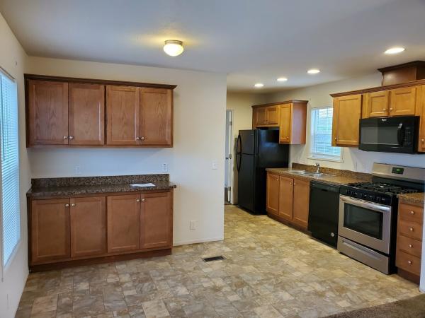 2017 REDMAN Mobile Home For Rent