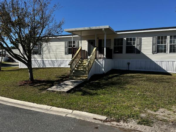 2006 CMH MANUFACTURING INC Mobile Home For Sale