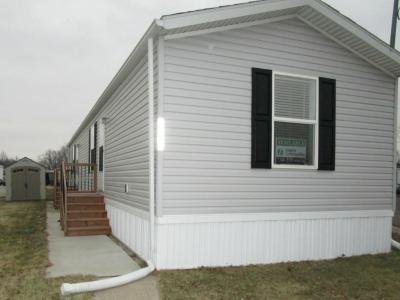 Mobile Home at 17415 Oak Grove Brownstown Township, MI 48174