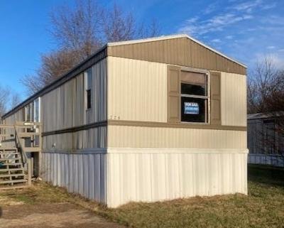 Mobile Home at 228 Cottonwood Dr Mount Vernon, IL 62864