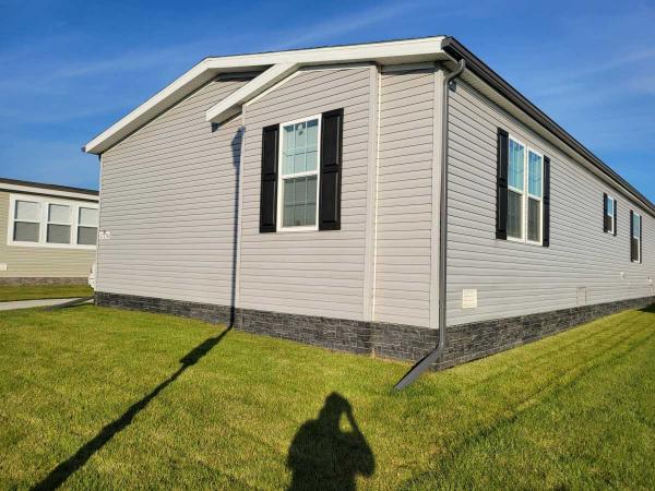 2019 Champion Mobile Home For Sale 57576 Fuller Ct Lenox, MI