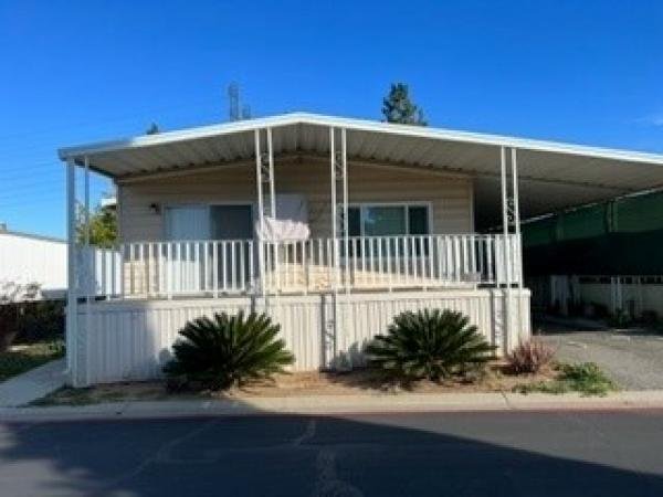 1975 Woodcrest Mobile Home For Sale
