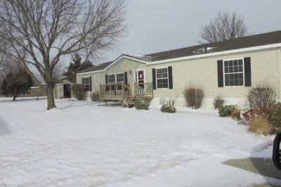 Mobile Home at 5700 W Misty Glen Pl Sioux Falls, SD 57106