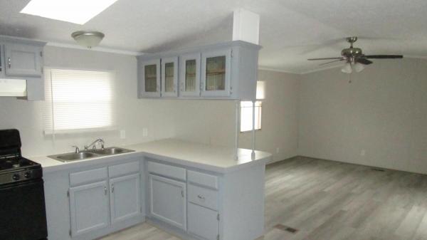 1999 SKYLINE Mobile Home For Rent