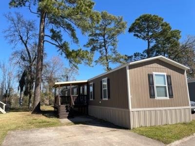 Mobile Home at 8903 C E King Pkwy Lot 10 Houston, TX 77044