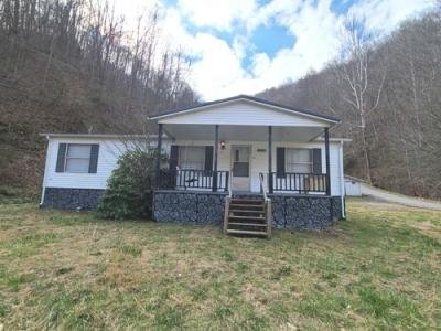 Mobile Home at 10109 Ky State Hwy 194 Kimper, KY 41539