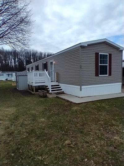 Mobile Home at 46 Wilpark Dr Akron, OH 44312