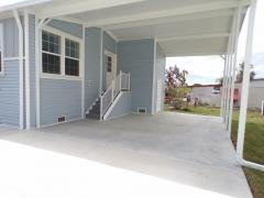 Photo 4 of 20 of home located at 521 Edgewater Drive (Site 1833) Ellenton, FL 34222