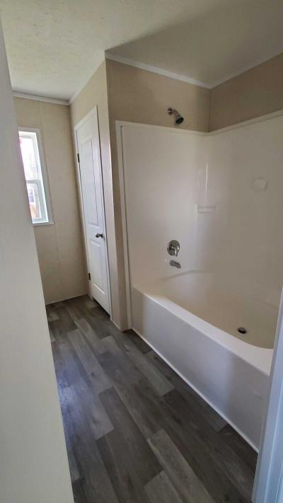 Mobile Home at 6892 Lasalle Columbus, IN 47201