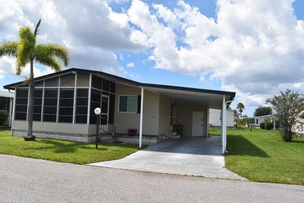 Photo 1 of 2 of home located at 5707 45th St E Lot 27 Bradenton, FL 34203