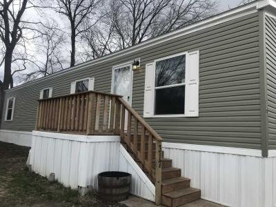 Mobile Home at 317 Hilltop Rd Lot 85 Ferrelview, MO 64163