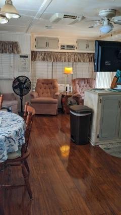 Photo 5 of 14 of home located at 3390 Gandy Blvd #401 Saint Petersburg, FL 33702