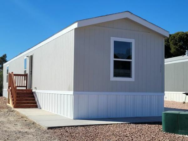 2022 Clayton - Buckeye AZ Mobile Home For Rent