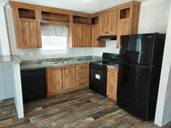 2022 Live Oak Homes Mobile Home For Rent