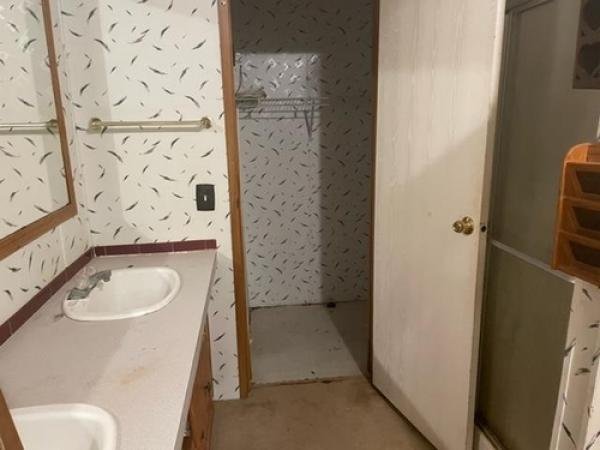 1999 CARRIAGE Mobile Home For Sale