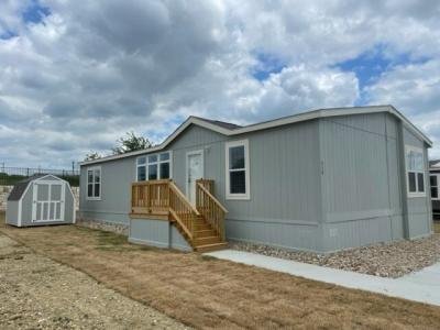 Mobile Home at 438 Mill Run Avenue Kyle, TX 78640