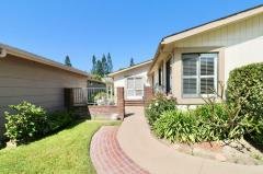 Photo 3 of 39 of home located at 2516 Park Lake Dr. #111 Santa Ana, CA 92705