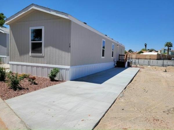 2022 Clayton - Buckeye AZ Mobile Home For Rent