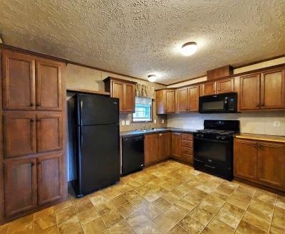 Mobile Home at 13318 S. Dixie Hwy. # 180 Holly, MI 48442