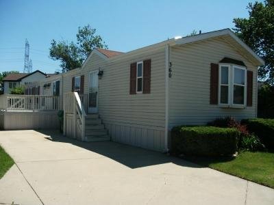 Mobile Home at 360 Surrey Wheeling, IL 60090