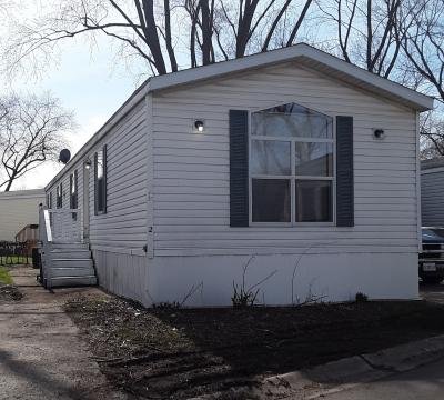 Mobile Home at 29 Elm Justice, IL 60458